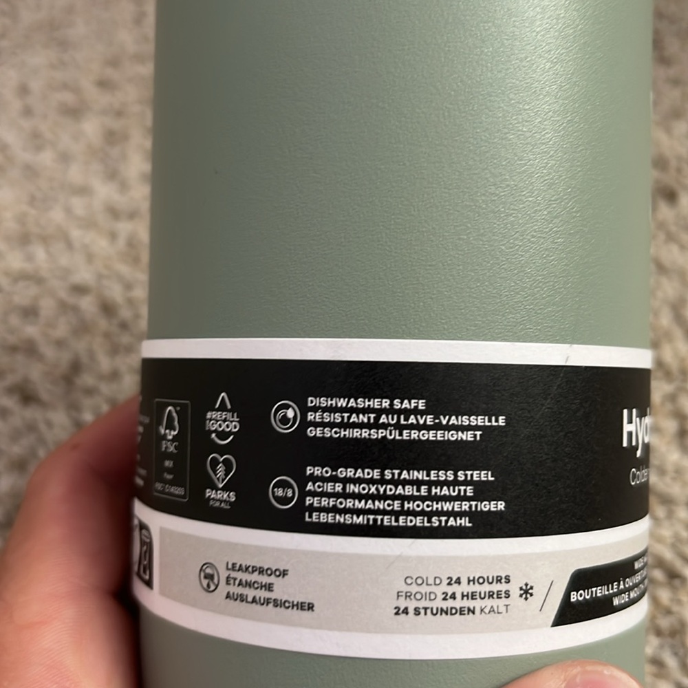 Hydro Flask Sage Green Bottle with Black Lid - Picture 7 of 10